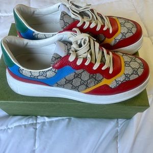 Gucci Supreme Canvas Sneakers